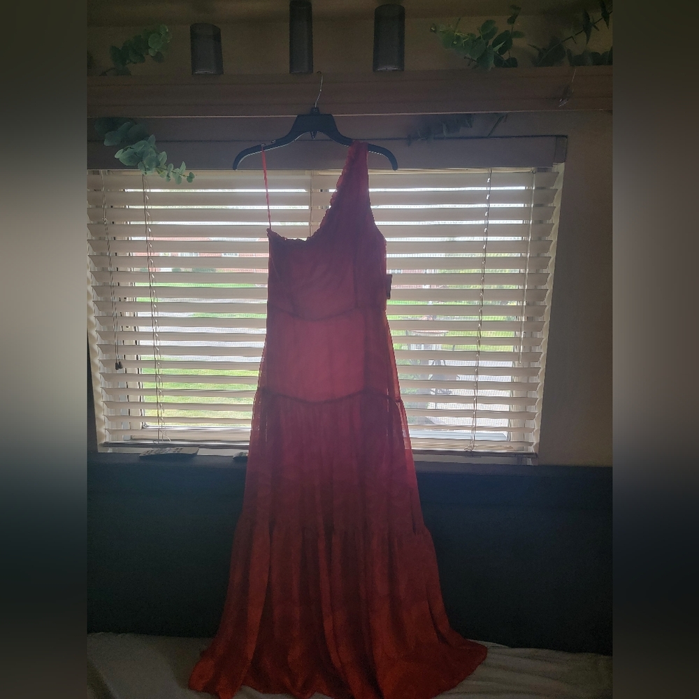 Taylor One-Shoulder Red Dress